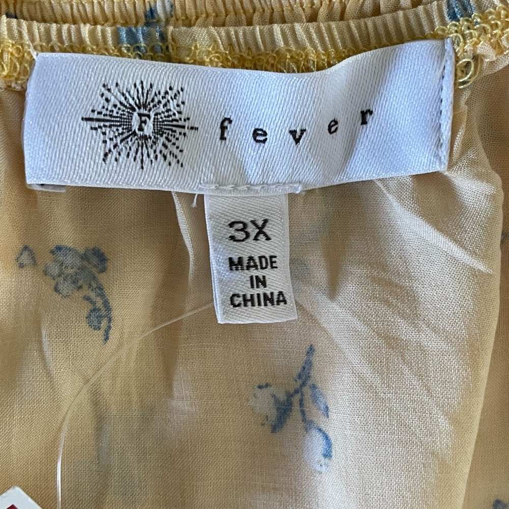 Fever 3X NWT butter yellow /blue floral peasant off the shoulder top w/crochet - Picture 6 of 7